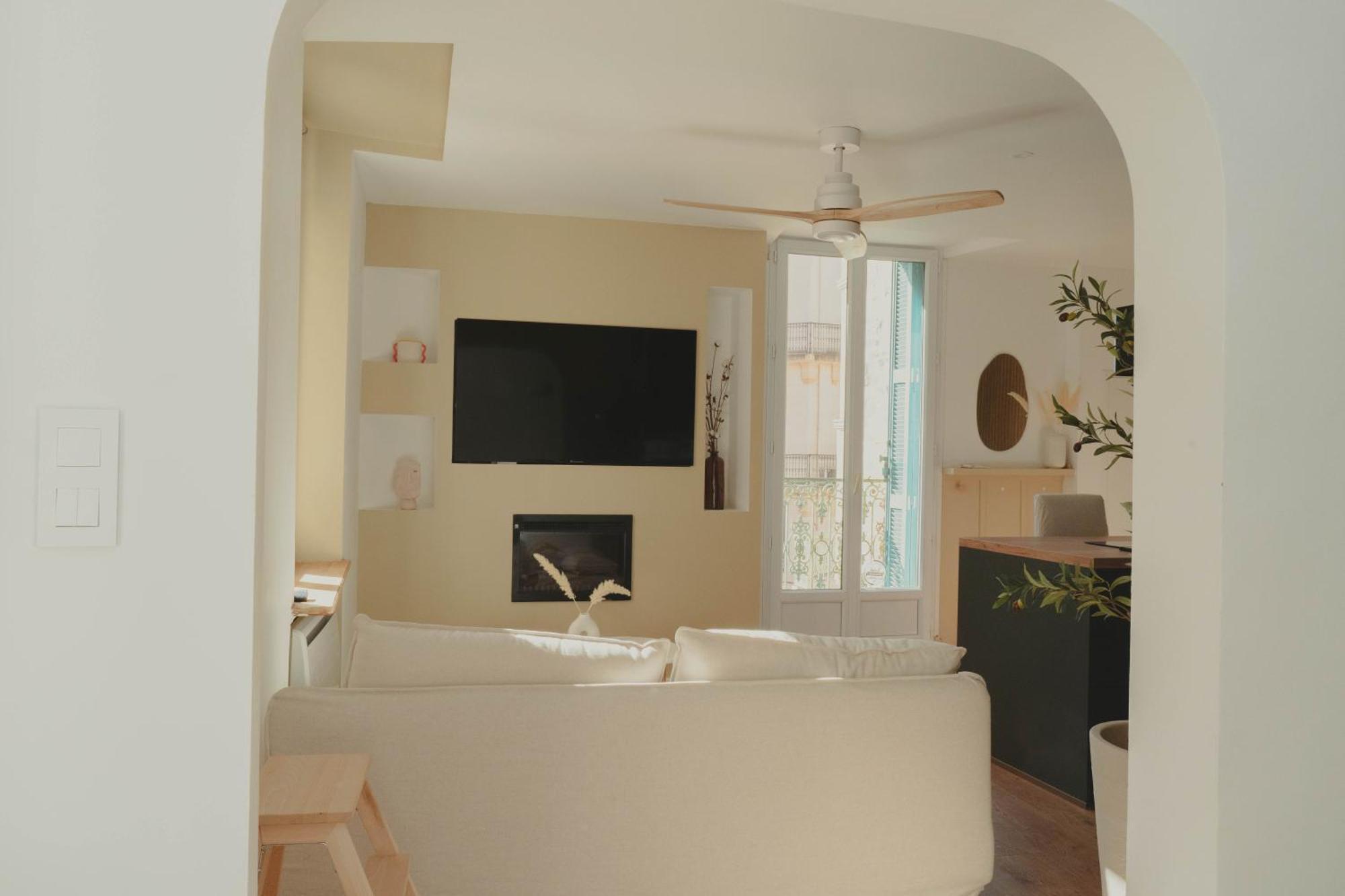 Au Coeur De Hyeres, Ideal Pour Les Couples ! Exterior foto